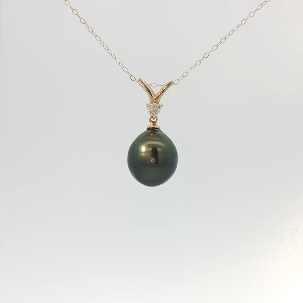 Thaitian Pearl Y Pendant