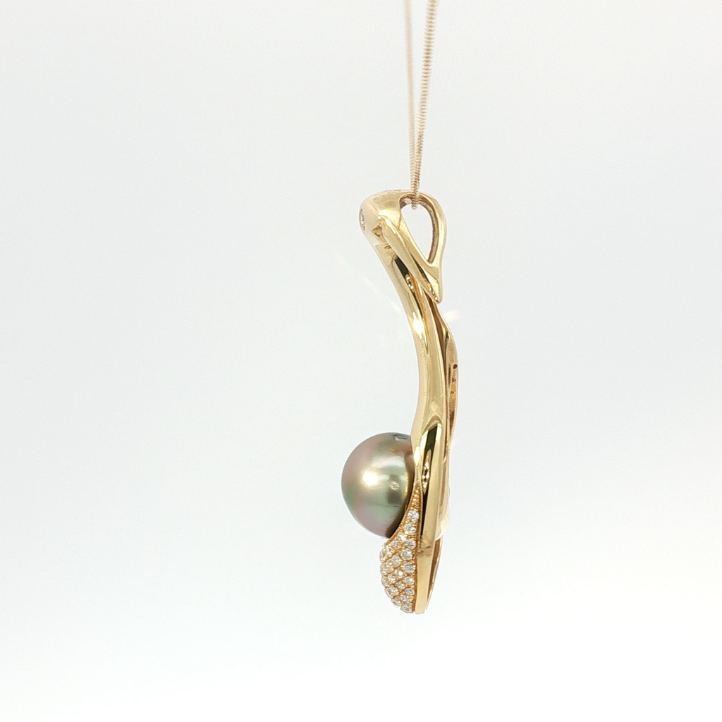Tahitian Pearl Bird Pendant