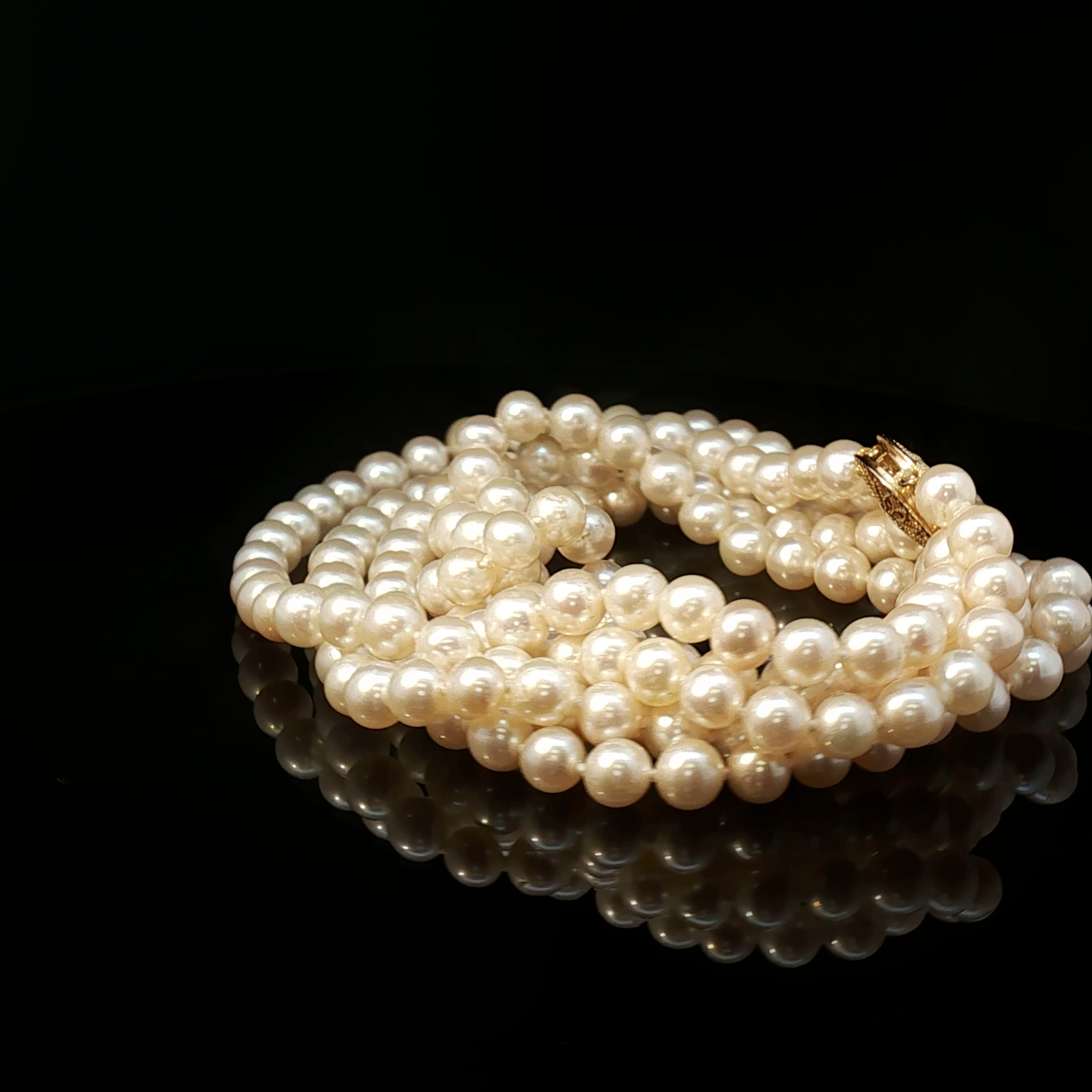 Pearl 3 layer chocker