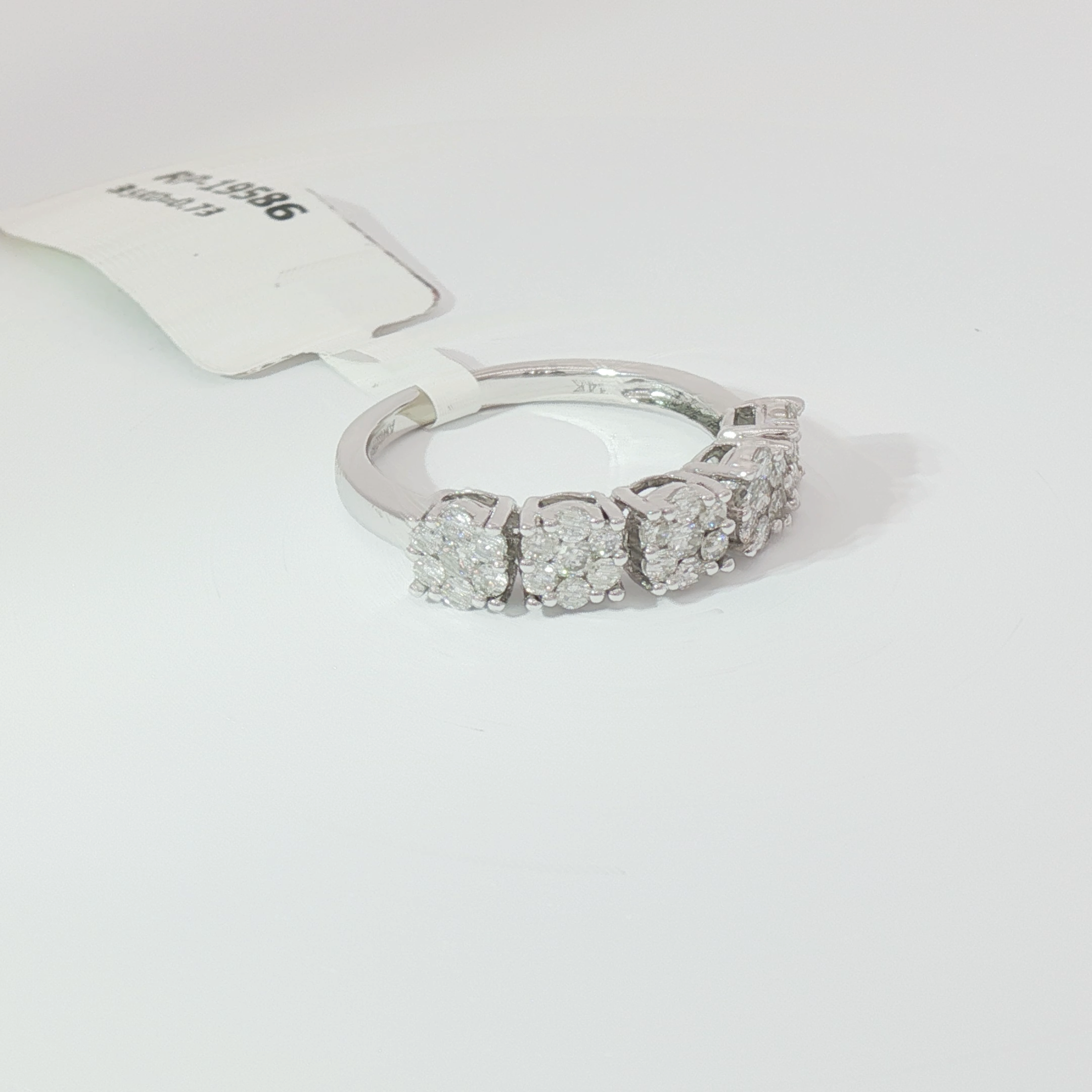 Diamond bloom band