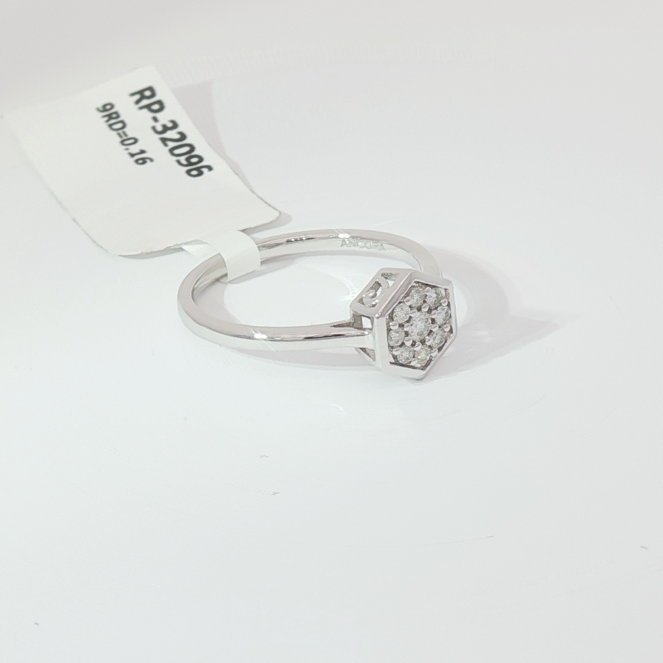 Hexagon ring