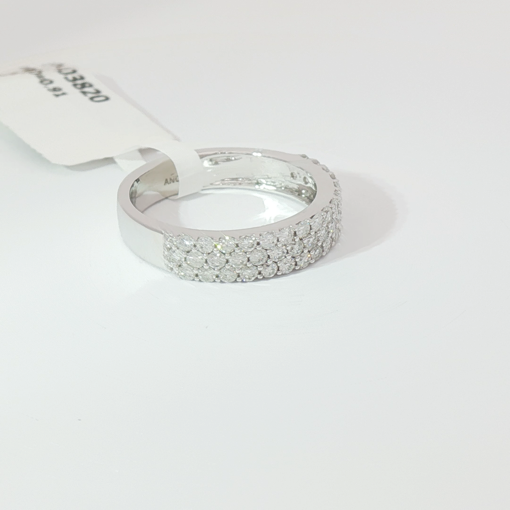 Edgeless three-row band