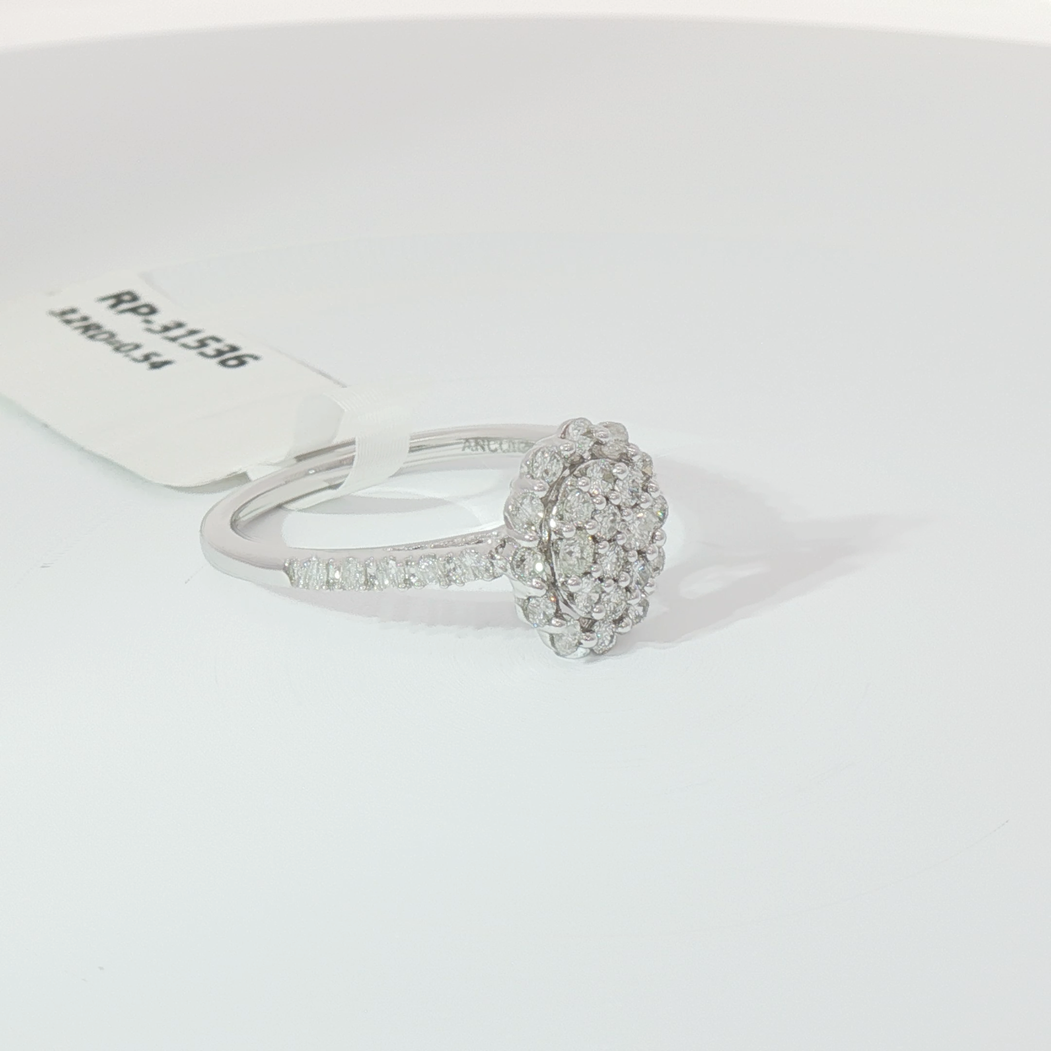 Oval burst ring