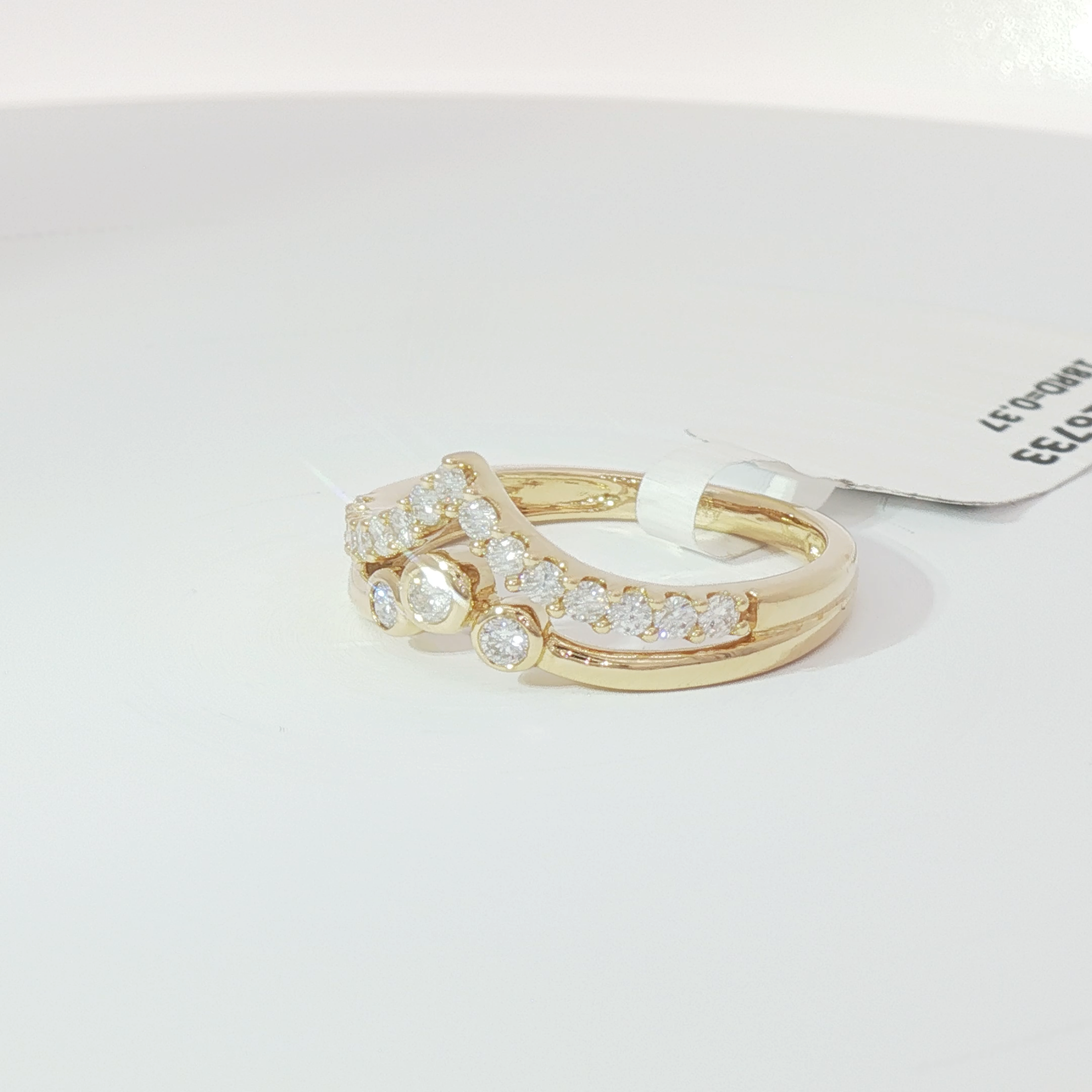 Tiara ring