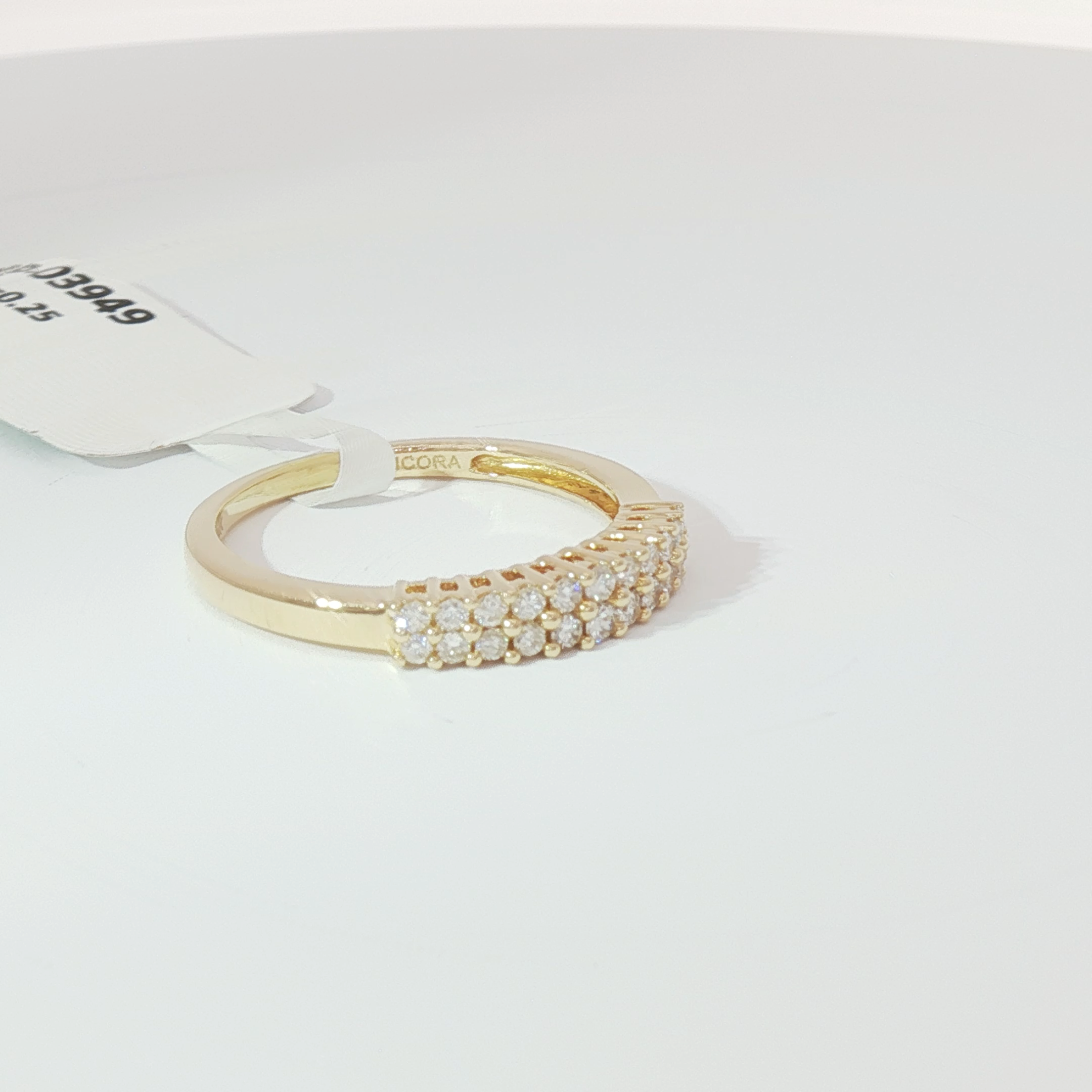 Dual row diamond band