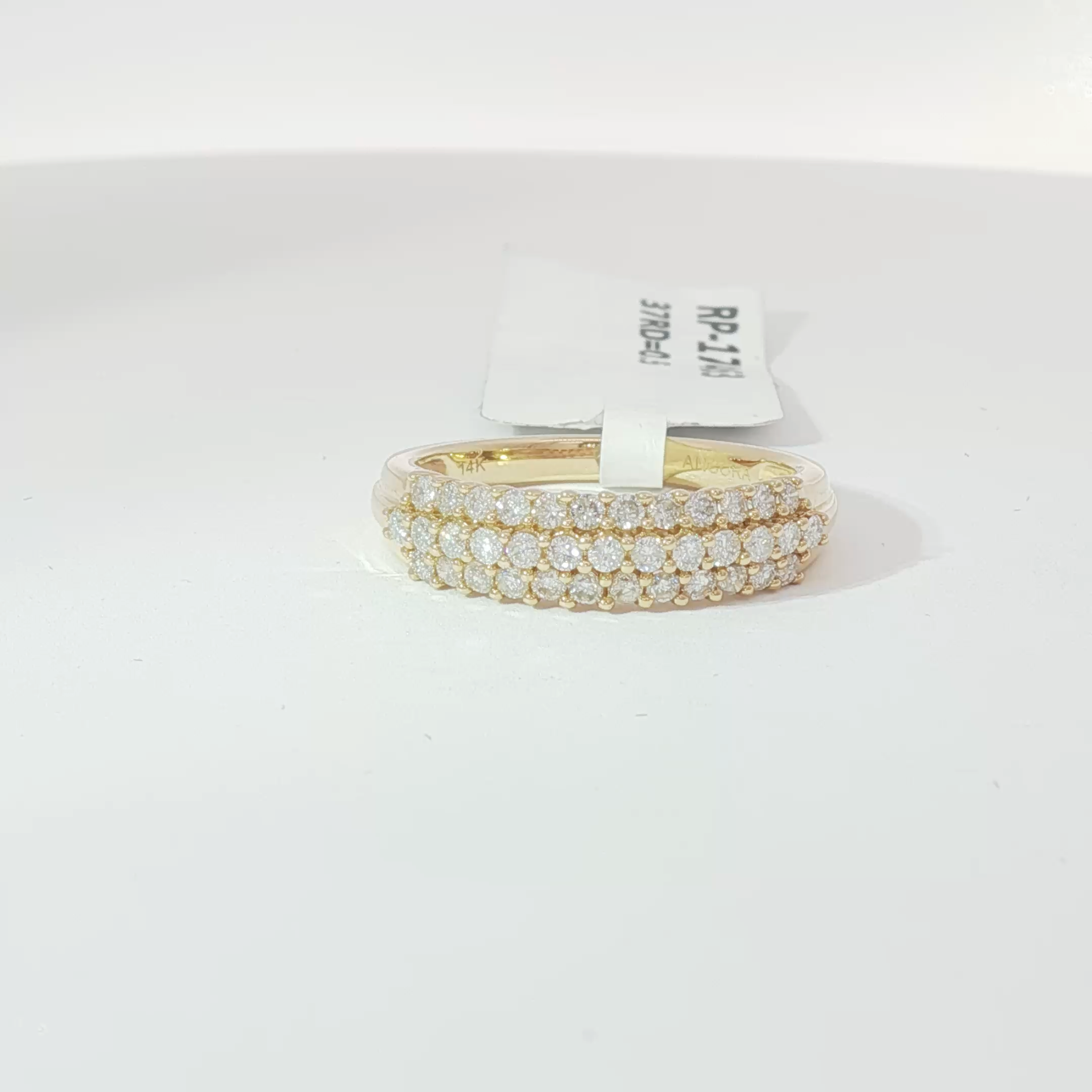 Tripple row diamond band