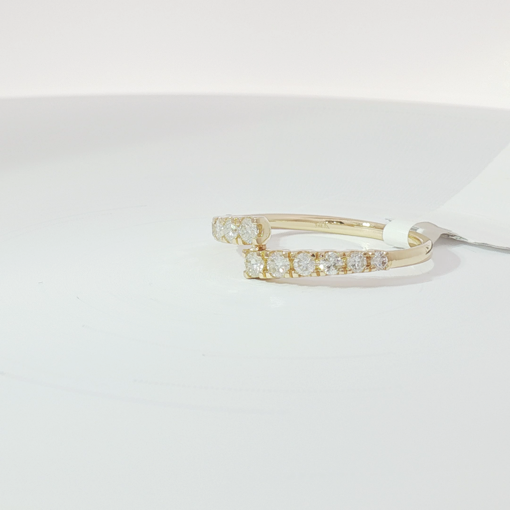 Split shank diamond ring