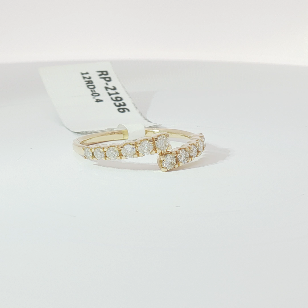 Split shank diamond ring