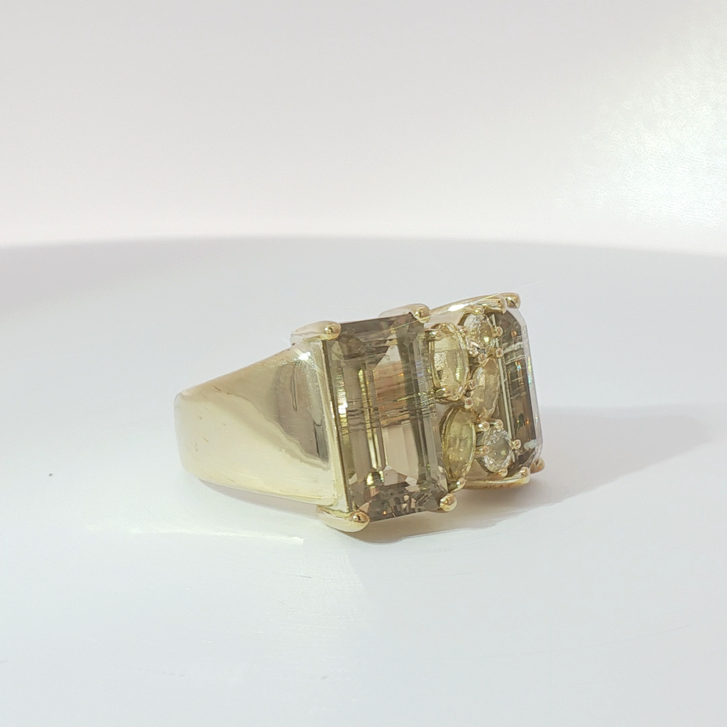 Zultanite & Sapphire Ring
