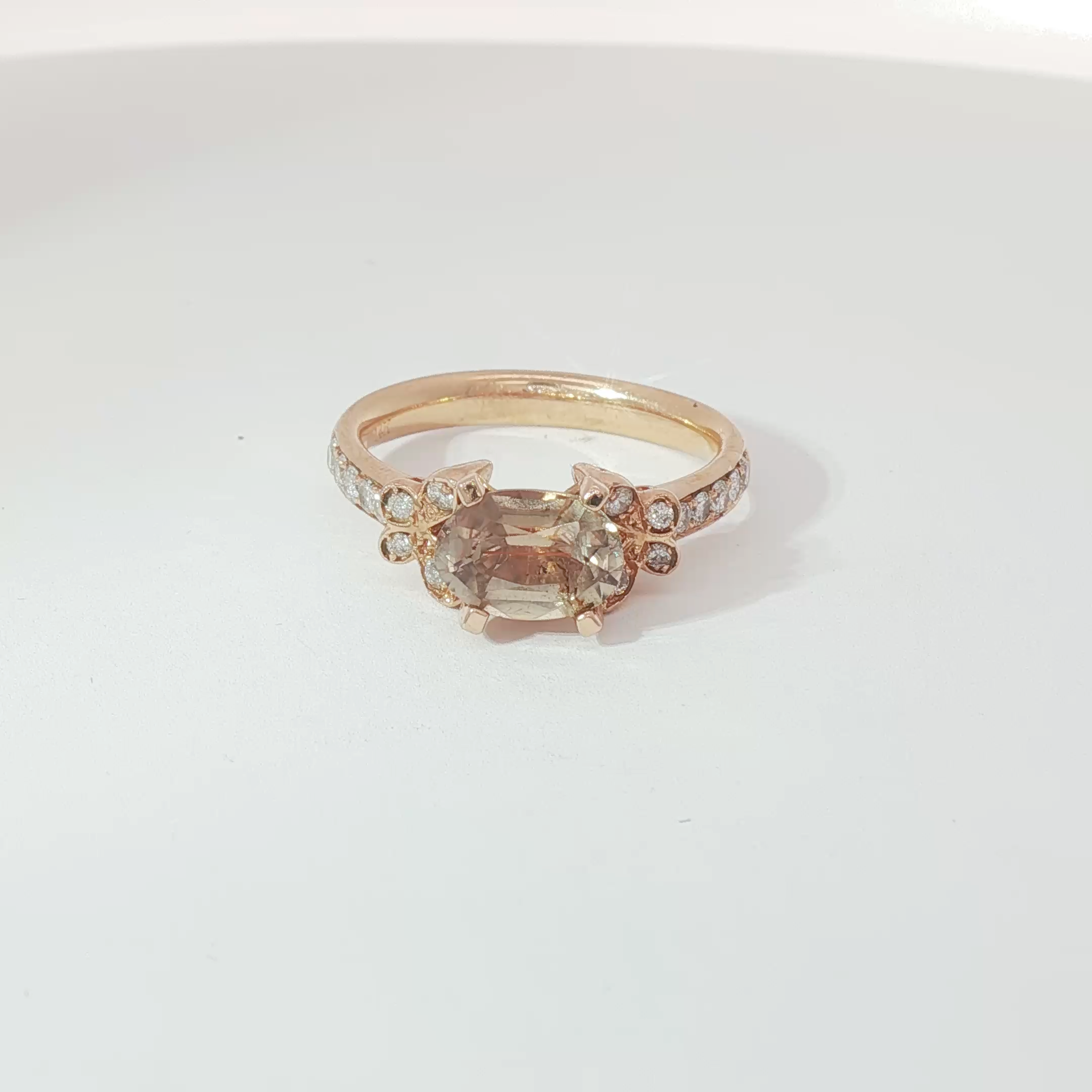 Butterfly ring