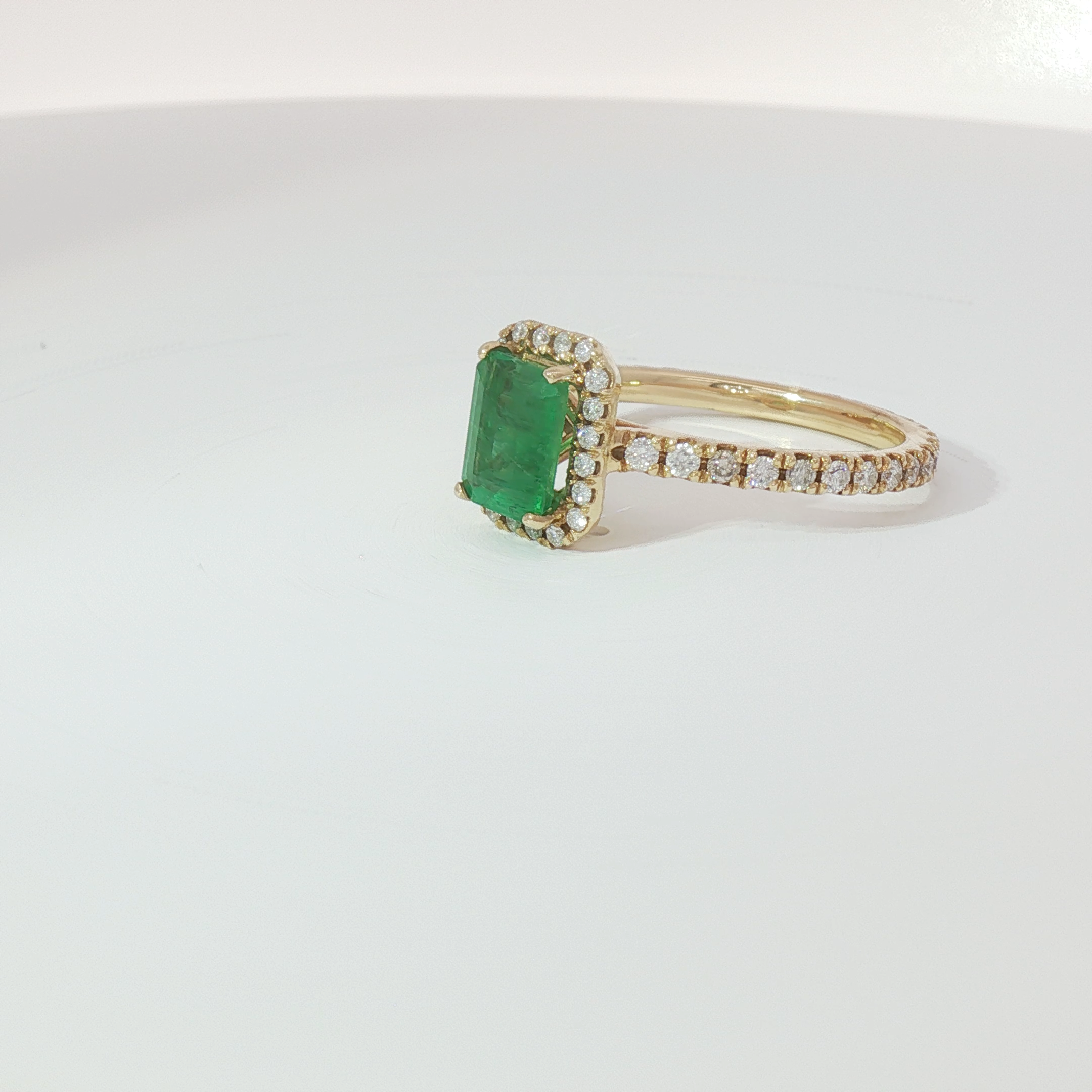 Emerald halo ring