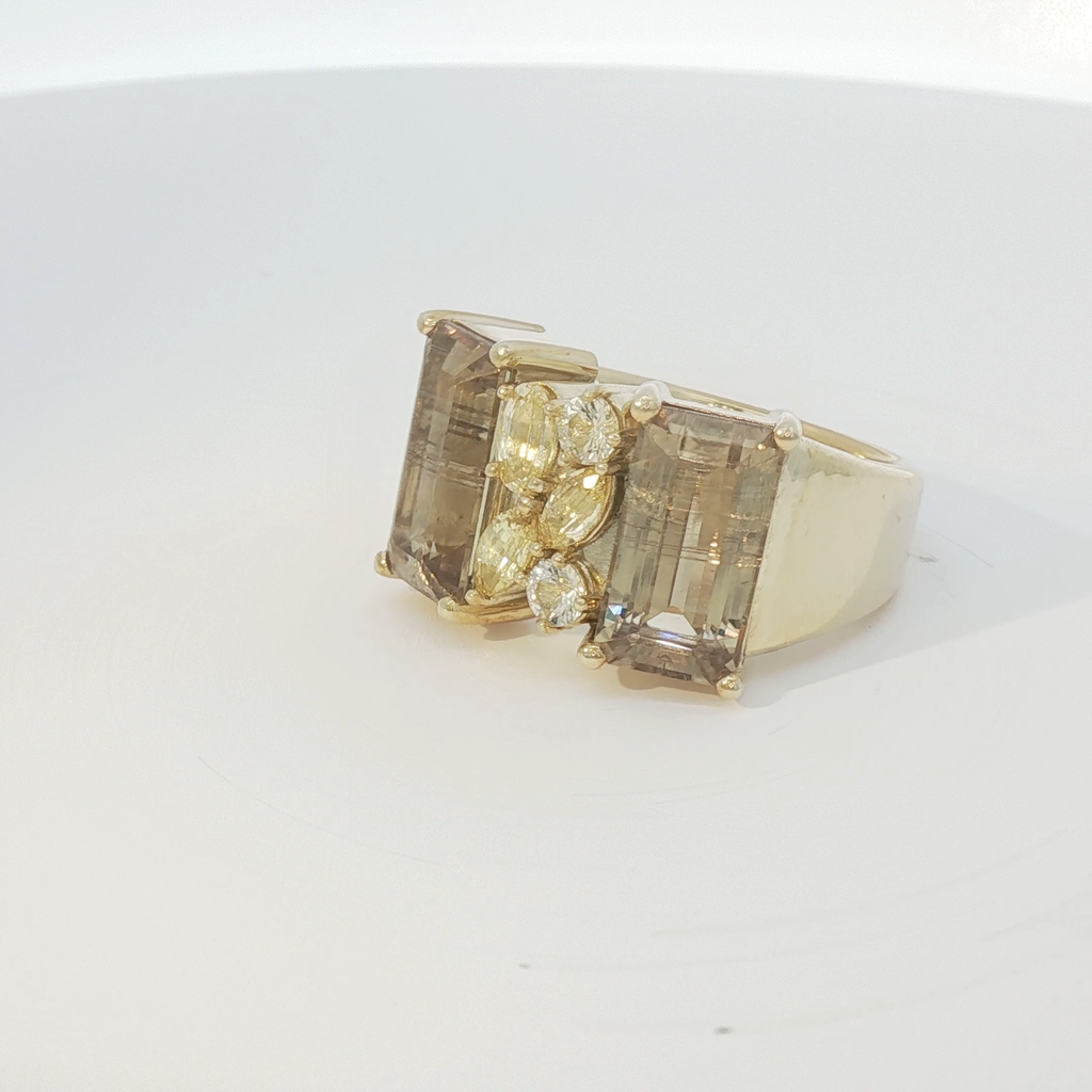 Zultanite & Sapphire Ring