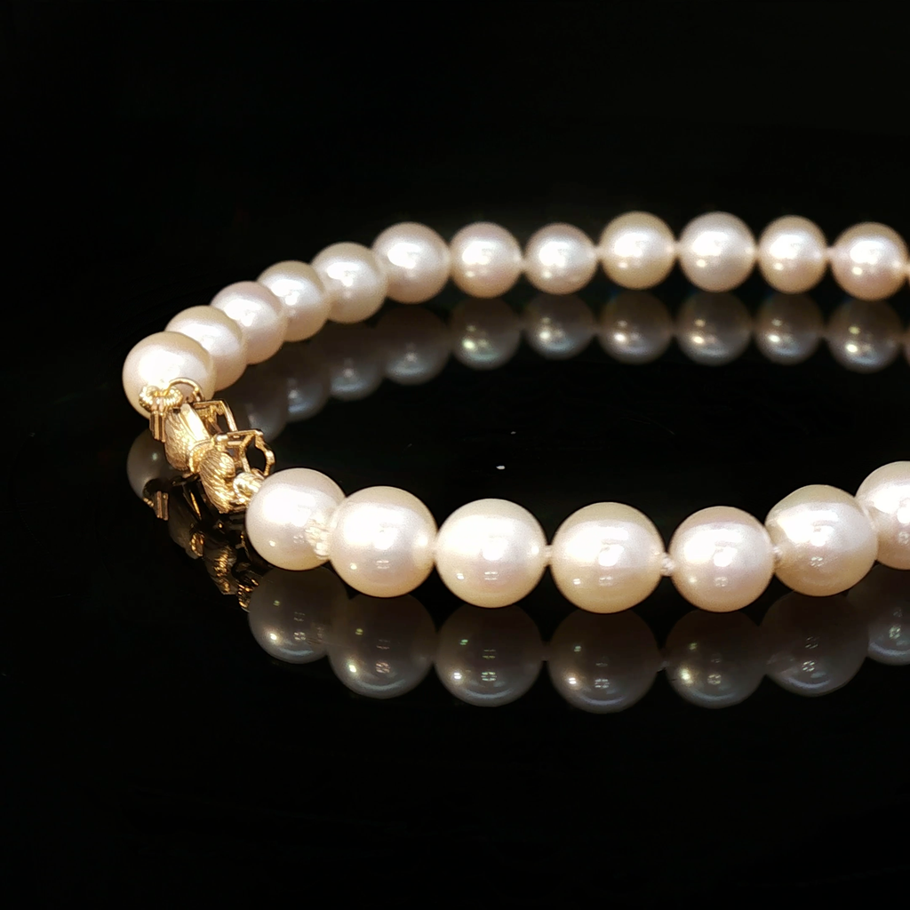 Pearl bracelet