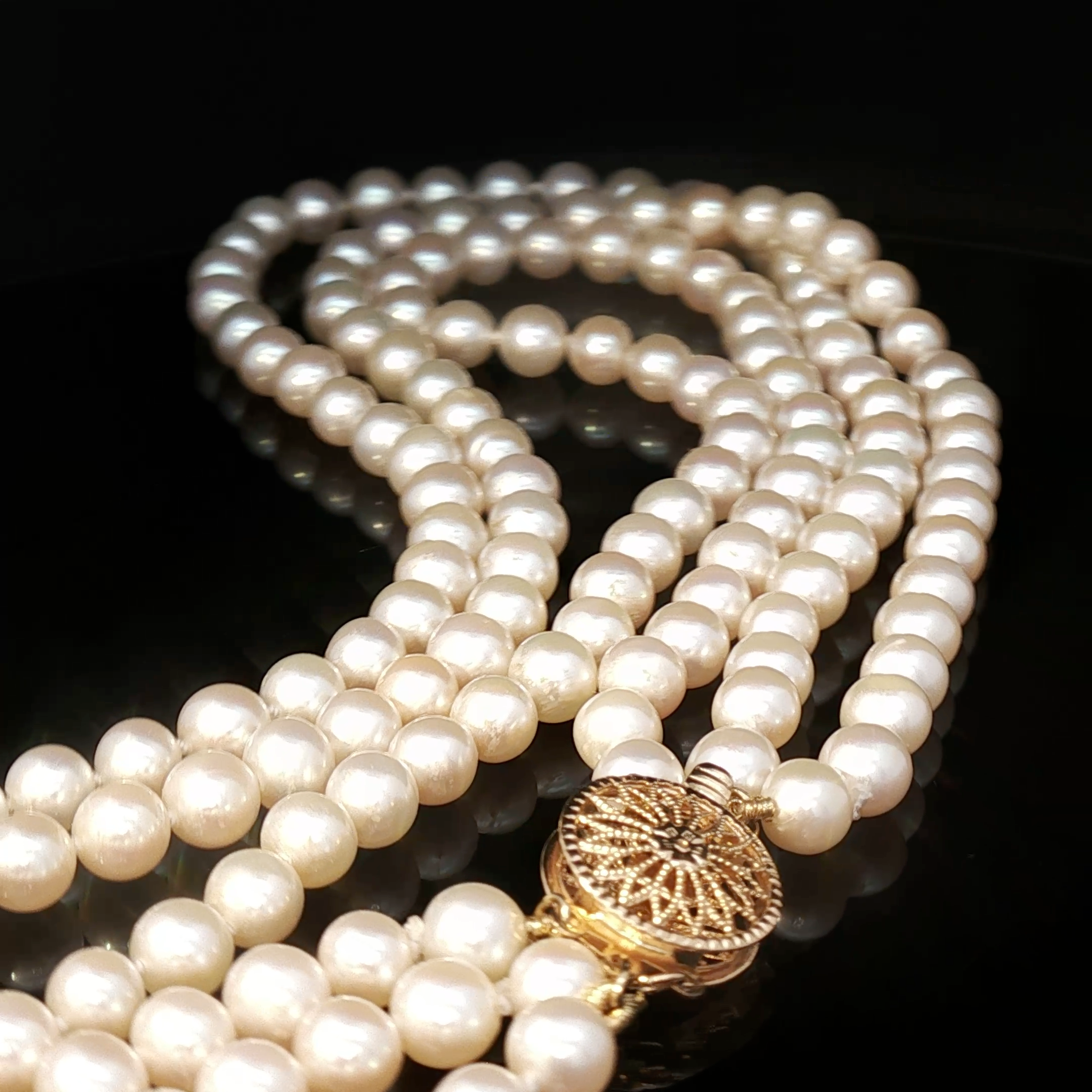 Pearl 3 layer chocker