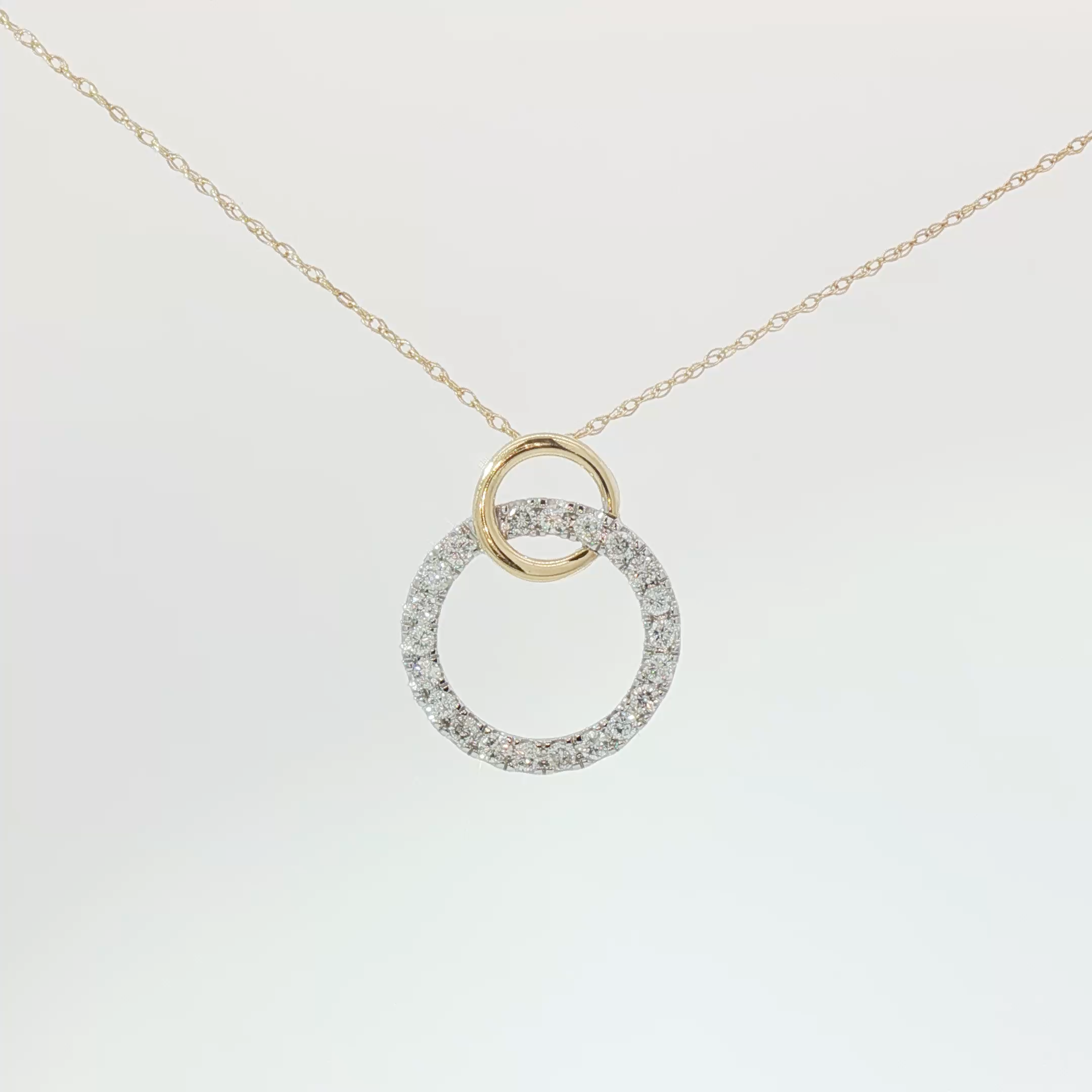 Intertwined circle pendant
