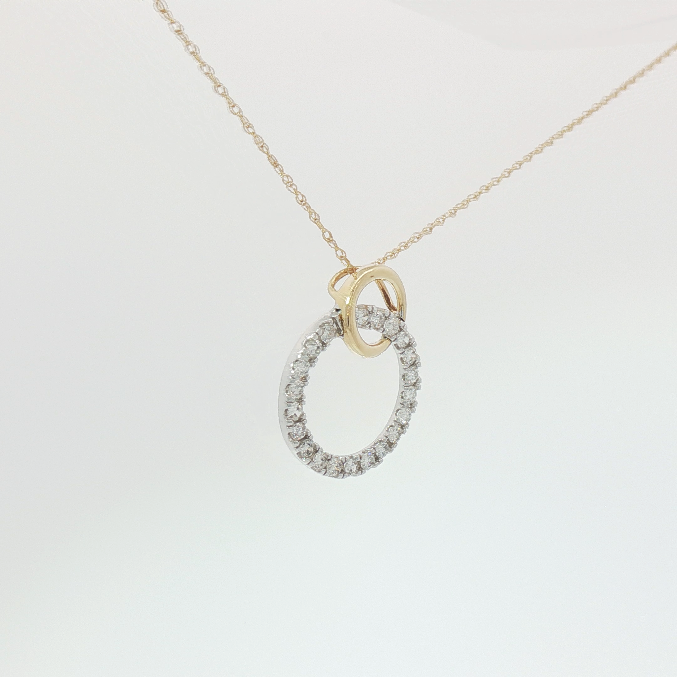 Intertwined circle pendant