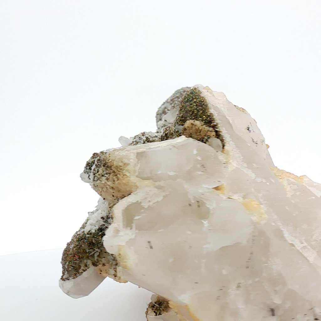 Pyrite & calcite on quartz