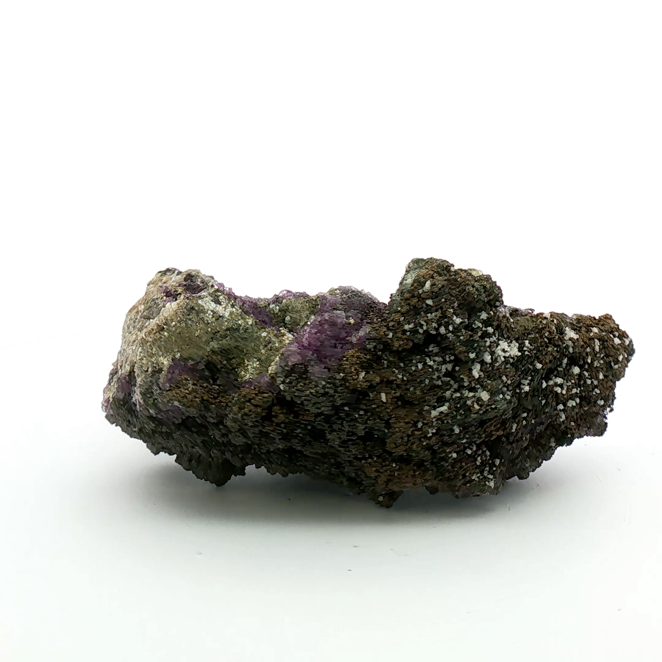 Fluorite, muscovite, arsenopyrite