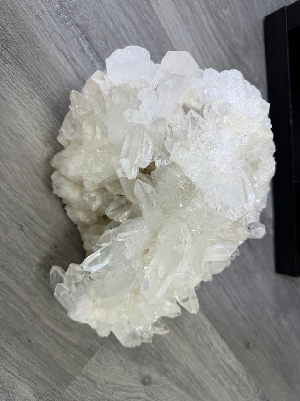 Quartz cluster 3