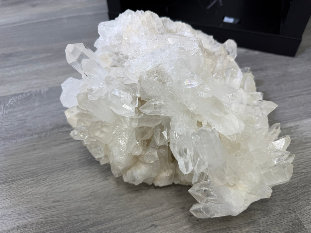 Quartz cluster 3