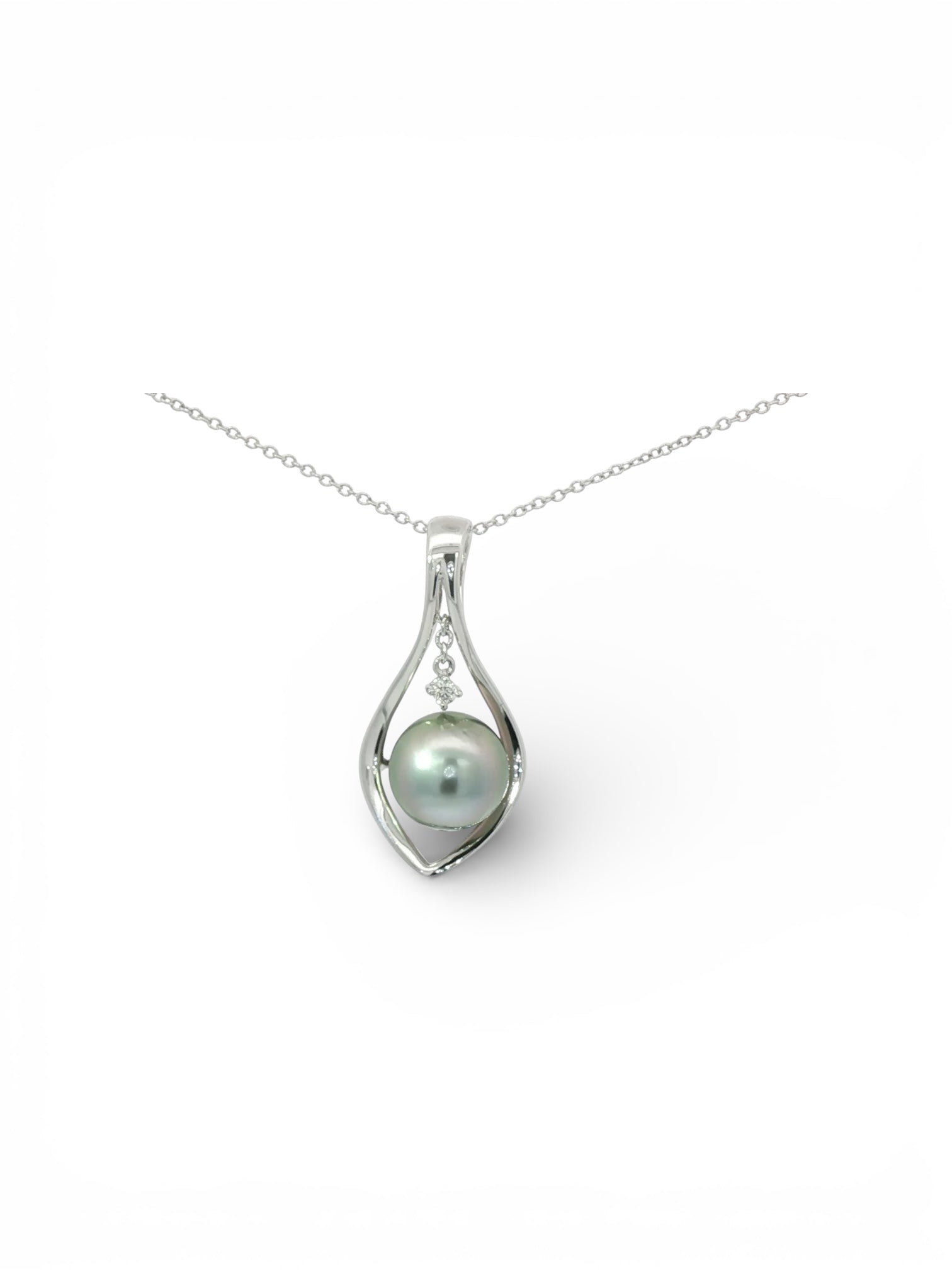Tahitian Pearl Teardrop Pendant