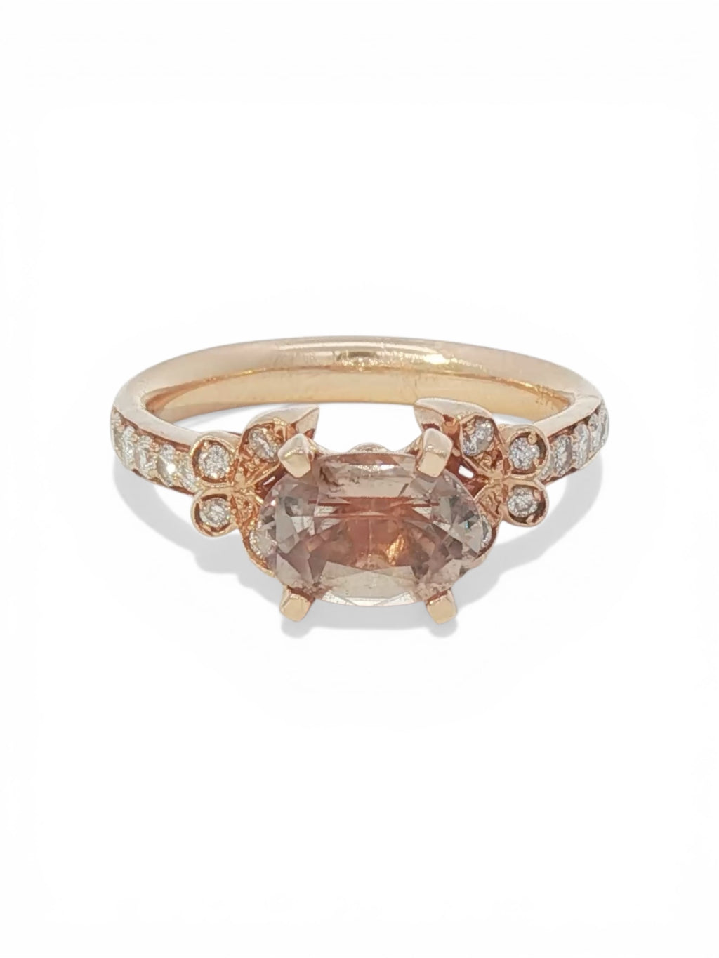Butterfly ring