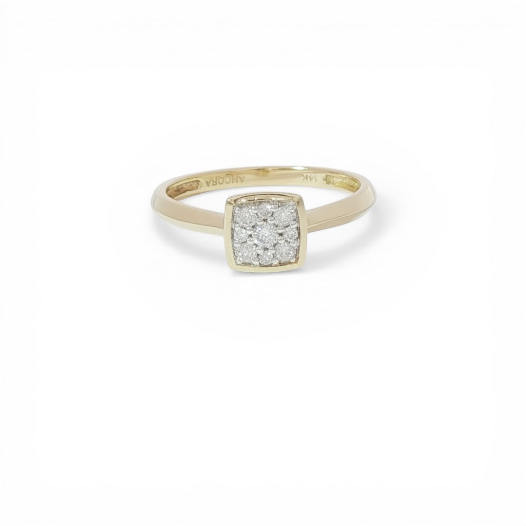 Petite square ring