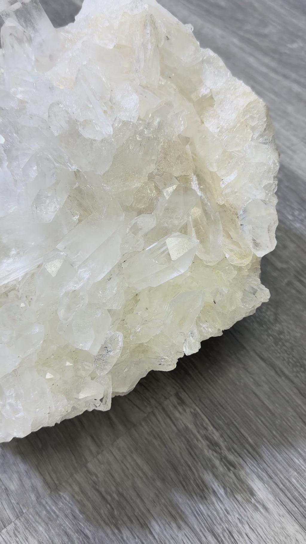 Quartz cluster 3
